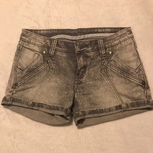 Low rise gray jean shorts